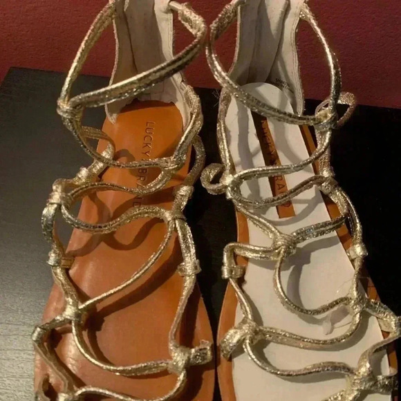 Lucky Brand New Sandals - Picture 4 of 9
